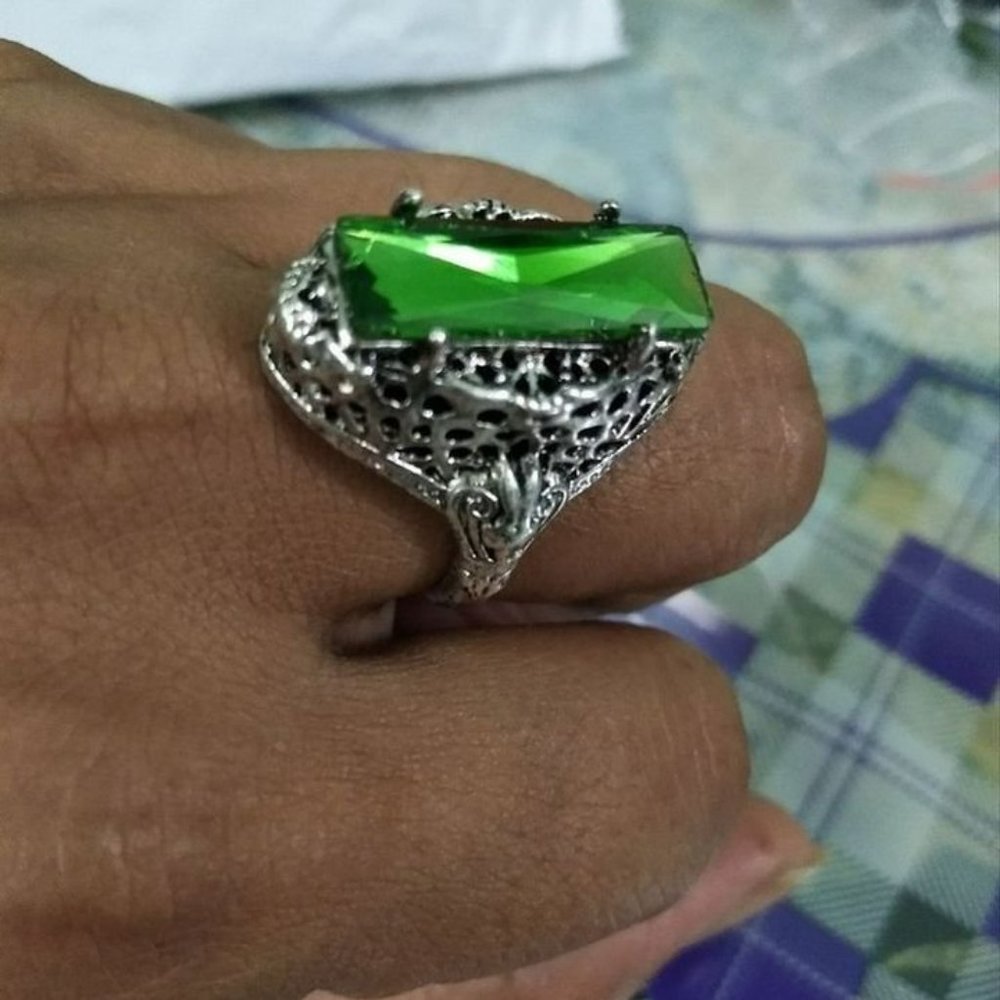 Retro Hollow Green Topaz Antique Silver Filigree Ring - Picture 7 of 7